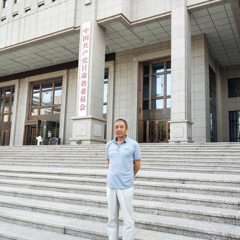 兰州新区中学食堂电话的相关长尾关键词有哪些