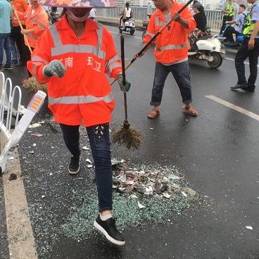 南宁市被拖车怎么处理