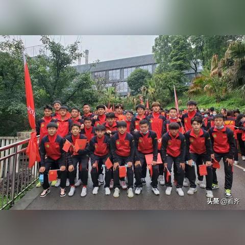 中国多少学生踢足球队了