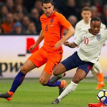 足球8号活动范围是多少