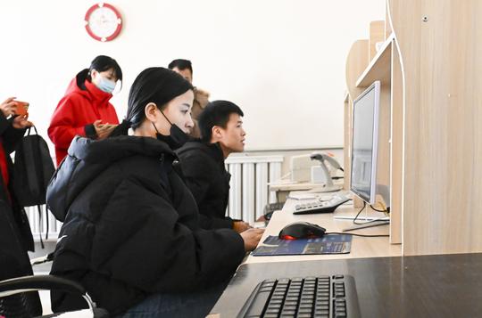 艾村的这个30岁小伙子，22岁创业，如今他的企业年销售两千万
