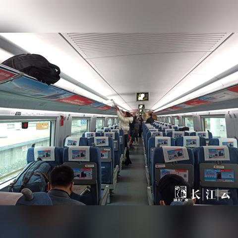 枣阳市和无锡市哪个大