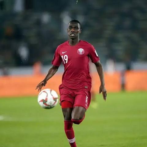 足球运动员看到梅西了吗的长尾关键词有什么