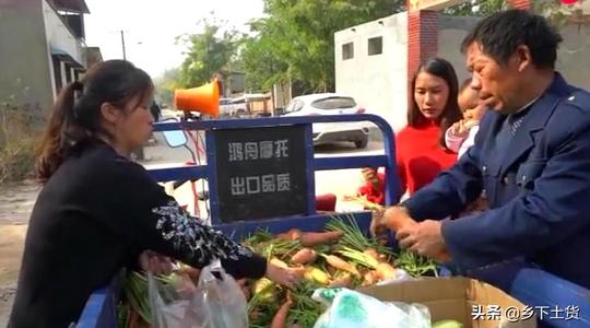 摊主叹气生意越来越难做，农村集市为什么买的人少？你知道原因？