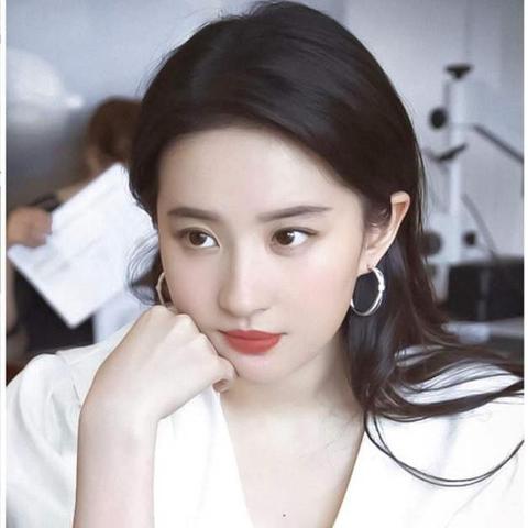 武汉大学表演系好不好？