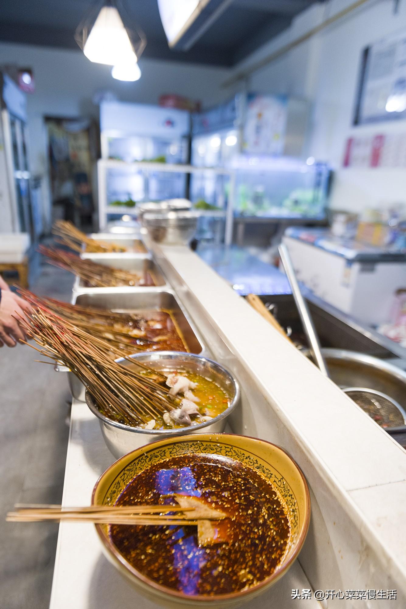 为什么美食商场人少（上海小吃最多的商场排名）