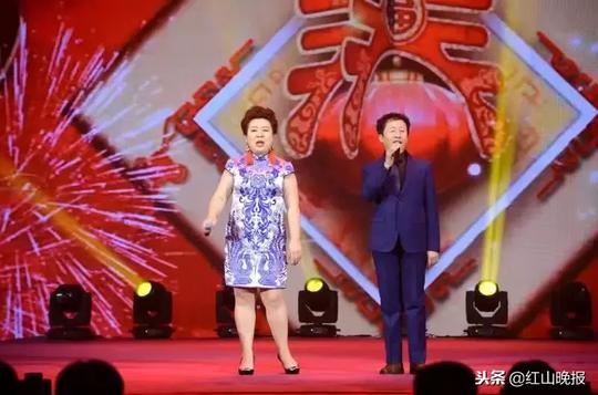 赤峰女企业家商会举行迎新年会