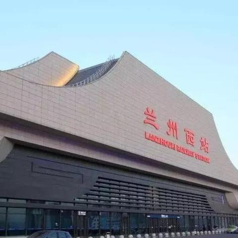 兰州市和银川市哪个大