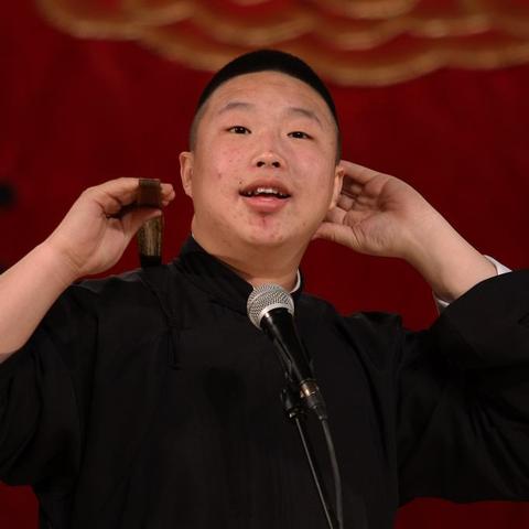 哈尔滨广场舞队长电话相关长尾关键词有哪些