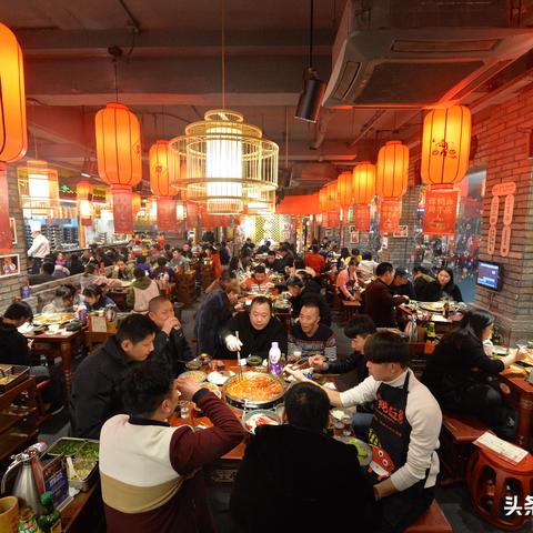 成都市三圣乡花园火锅的长尾关键词有什么