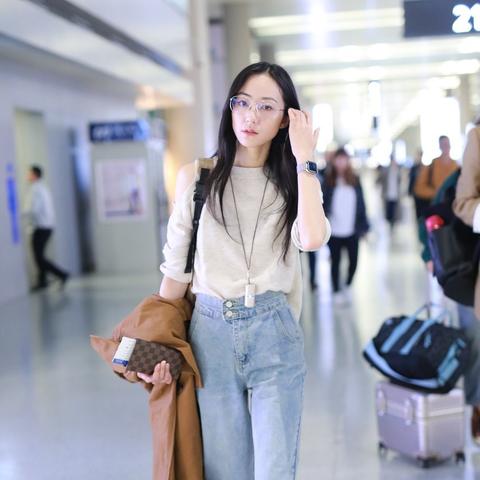 上海医院生孩子可以几个人陪护？