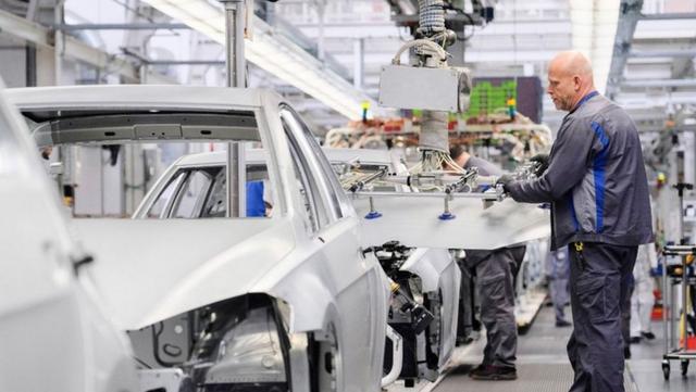 意大利4日起全国逐步解封
 ,意大利4日起全国逐步解封是真的吗