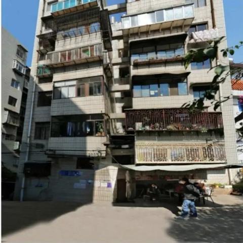 昆明市爬楼的长尾关键词有哪些