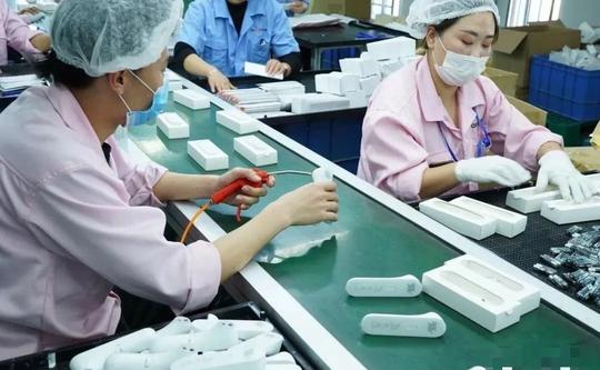 云上无生意？直播没人看，客户说走就走，商家称再难也要坚持