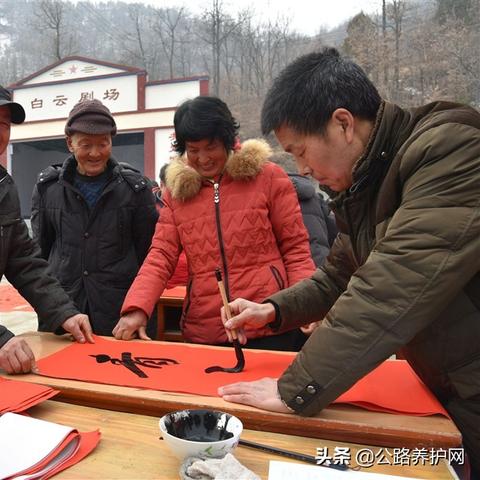 河南烟草局电话的相关长尾关键词有哪些