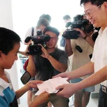 【天津实验中学小熊】相关长尾关键词有哪些