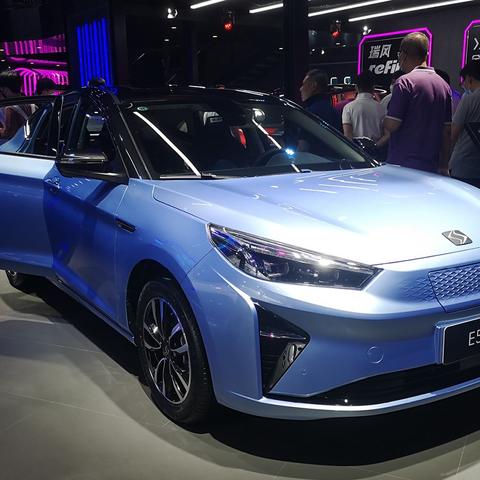 成都市地铁十号线沿线的长尾关键词有哪些