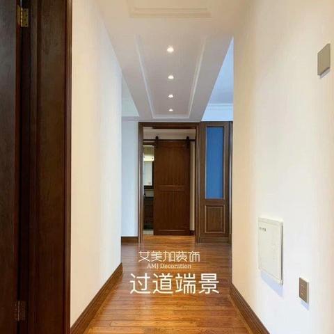临湖苑最近的地铁口叫什么名字？