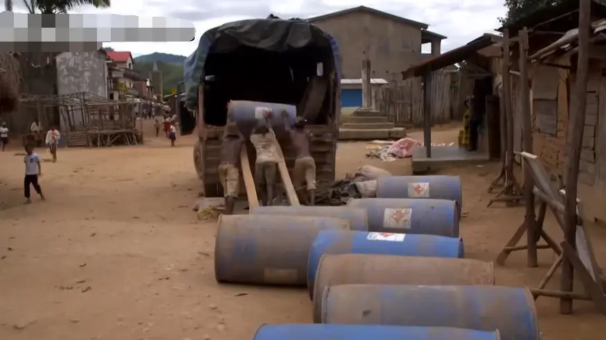 两元超市赚钱吗 开个两元店赚钱吗
