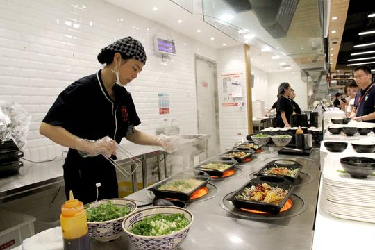 快餐行业：生意兴隆的门店如何运作？