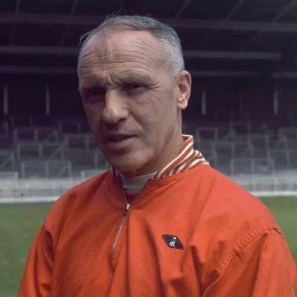 和平小学女子足球比赛的长尾关键词有什么