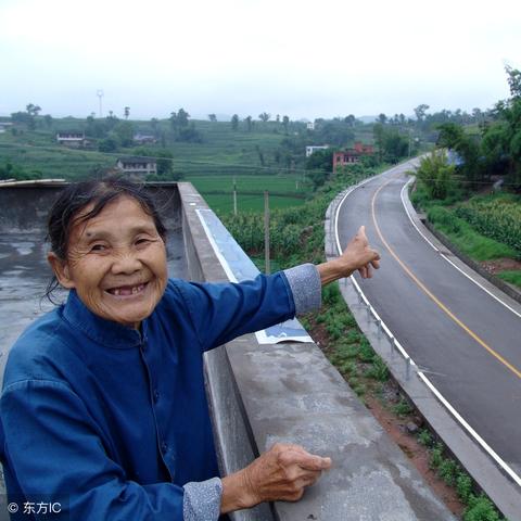 运行8个月了！记者探访济南轨道交通一号线：空调候车室让人温暖, 你怎么看？