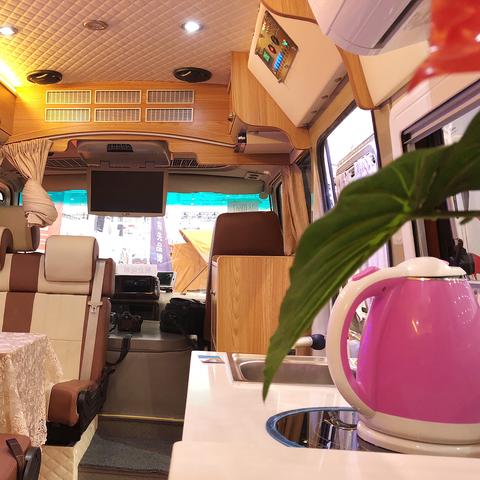 厦门房车展穿搭的相关长尾关键词有哪些