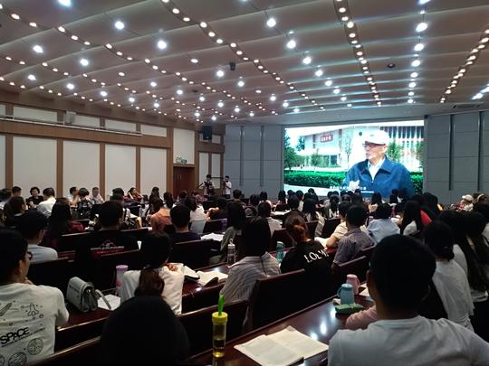 郑州慈善大学生创业与就业慈善基金助力升达学子创业发展