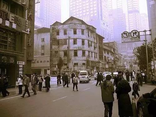 江姓宝宝如何起名（要求名字不要太俗）