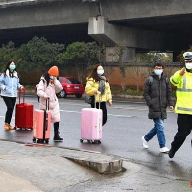 开车到武汉市有什么要求