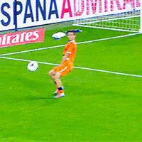 5寸足球是多少厘米