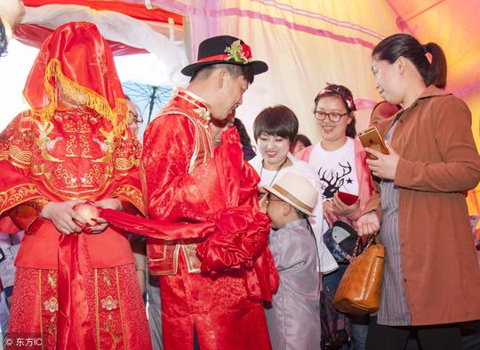 精准预测你何时能遇到婚缘结婚以后的感情是否能白首呢？