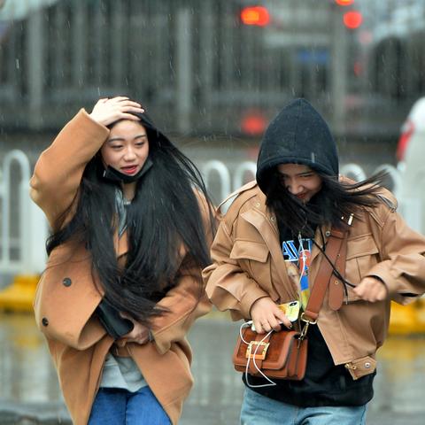 2025.11.12武汉今日气温变化情况