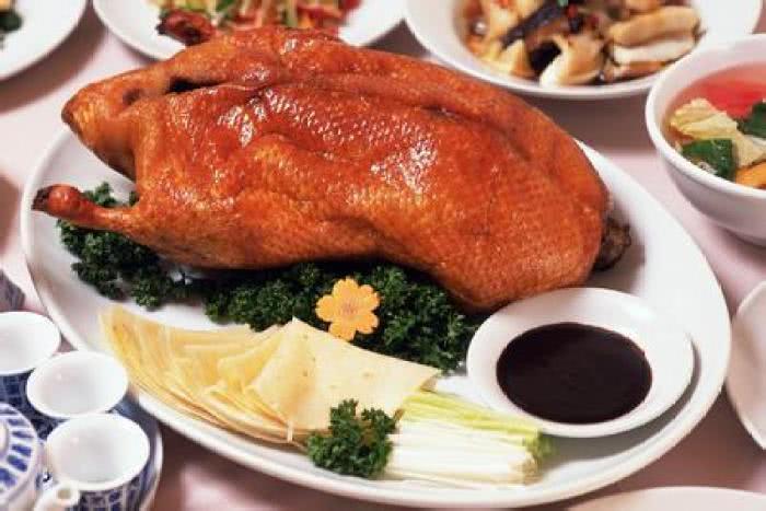 烤鸭可以做成什么美食（胖妹美食鸭肉做法）