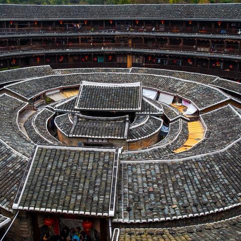 福建土楼的优点的相关长尾关键词有哪些