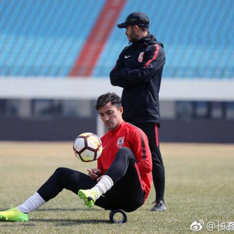 怎么界定足球开球方式呢