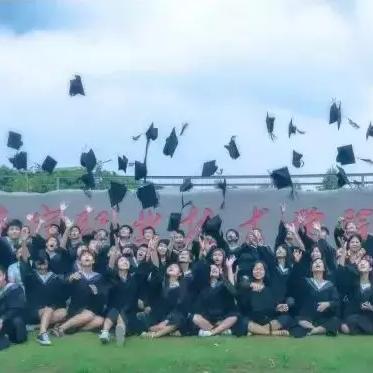 中专生怎样才能考进南宁职业学院？