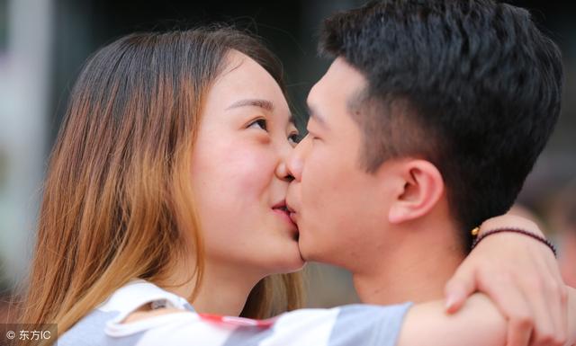 第一次亲嘴是什么感觉