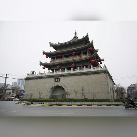 西安市户县钟楼怎么走