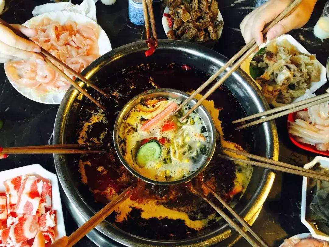 什么是研究美食（特色小镇研究方法）