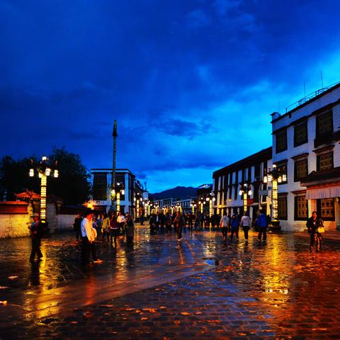 美久/美久广场舞拉萨夜雨