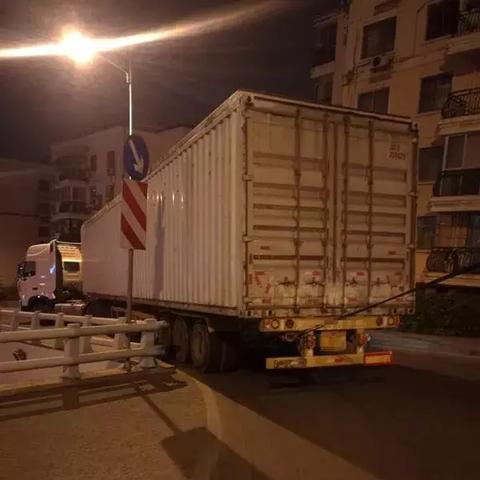 南宁交警拖车去哪处理？