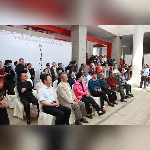 昆明市退休教授工资的长尾关键词有哪些