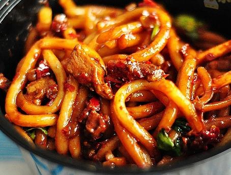 为什么要吃美食（为什么他总是给我发一些他吃的食物的图片）