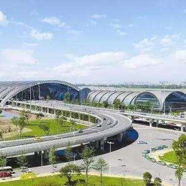 成都市中心到天府机场有地铁吗的长尾关键词有哪些