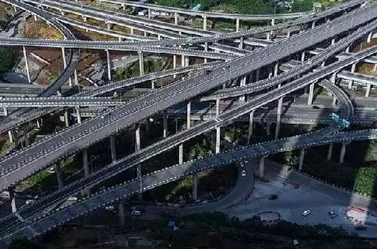 抖音上最火的8条重庆街道你知道几个？