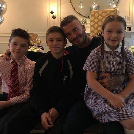 给奶奶做新年贺卡怎么做