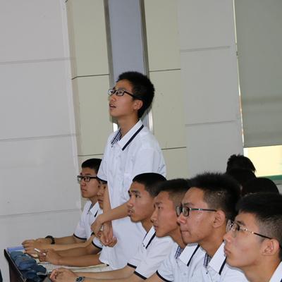 历城一中和高新实验高中哪个好？