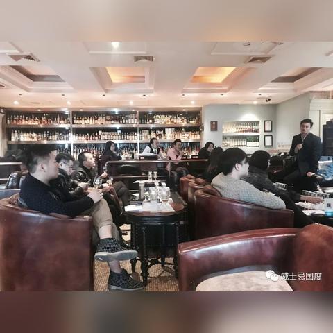 摩欧男装是几线品牌？