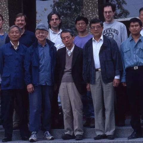 河南打架舞大妈的相关长尾关键词有哪些